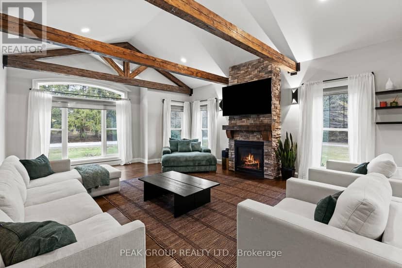 662 Foss Road — photo 18 of 40