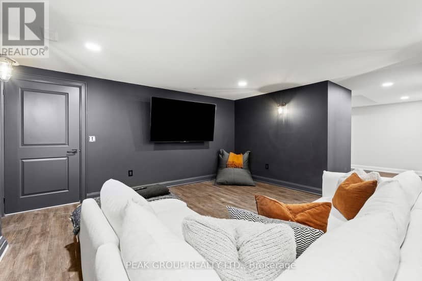 662 Foss Road — photo 33 of 40