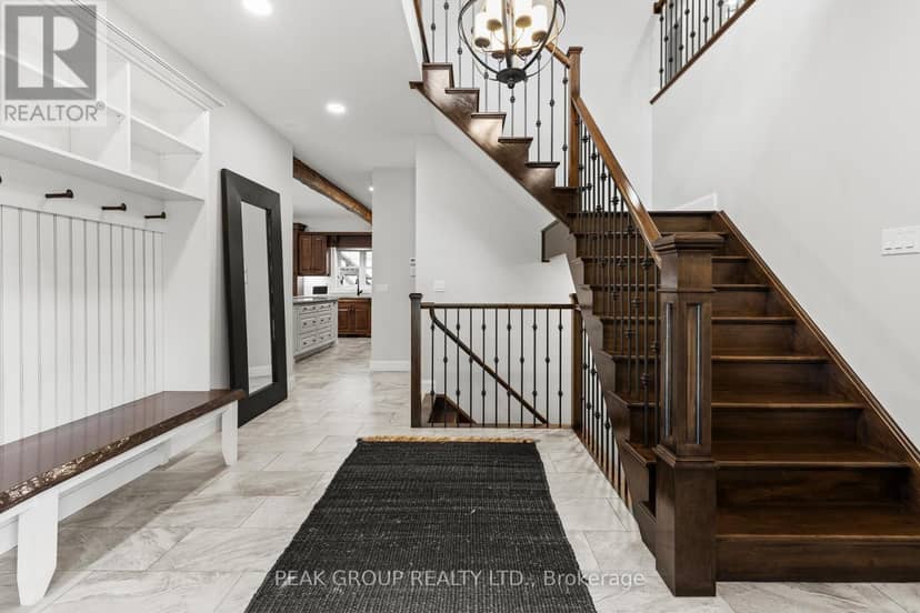 662 Foss Road — photo 9 of 40