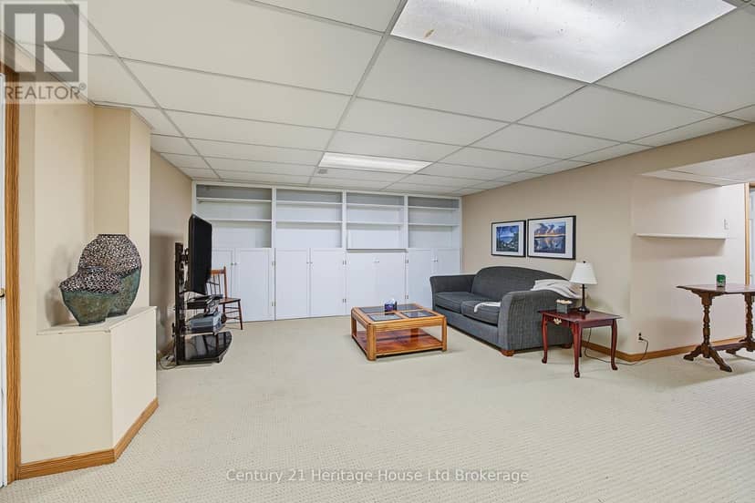 29 Devon Court — photo 20 of 38