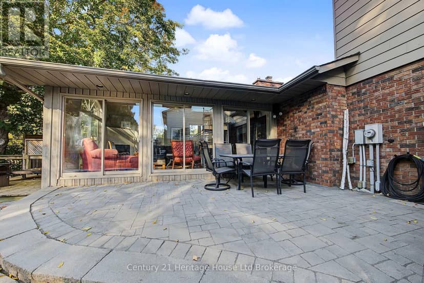 29 Devon Court — photo 23 of 38
