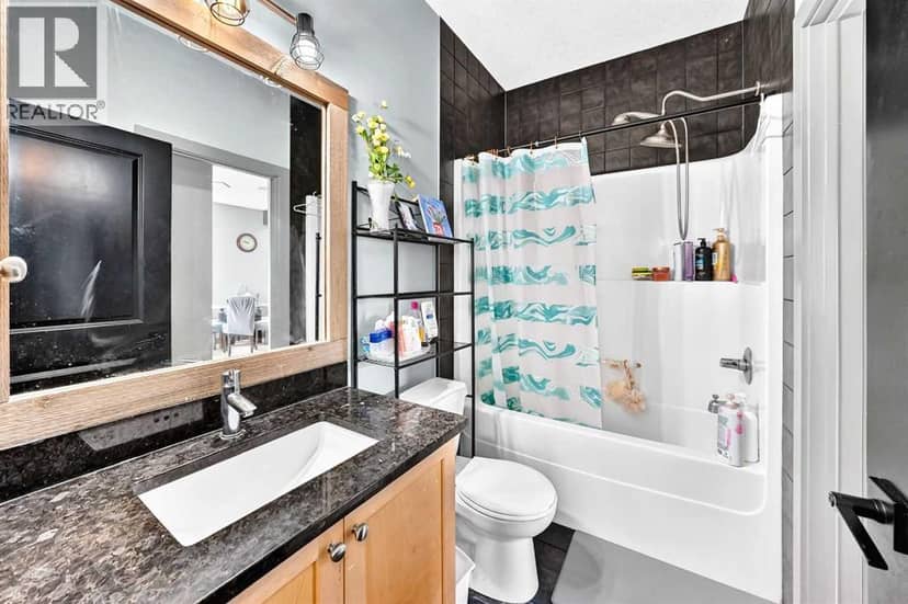 1200 Ravenswood Drive SE — photo 17 of 39