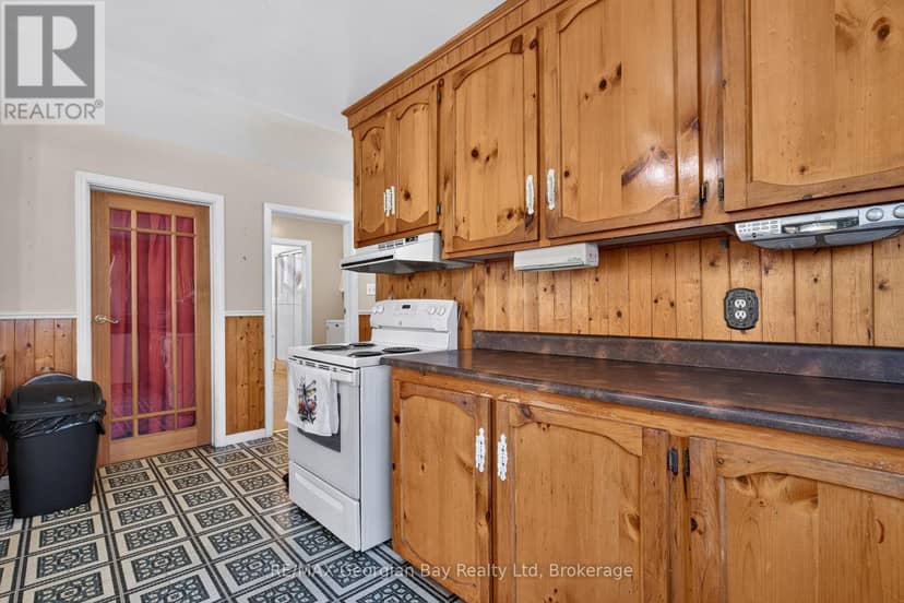 18 Brock Street, Penetanguishene, photo 7