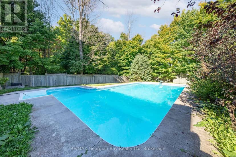 477 Albert Street — photo 29 of 40