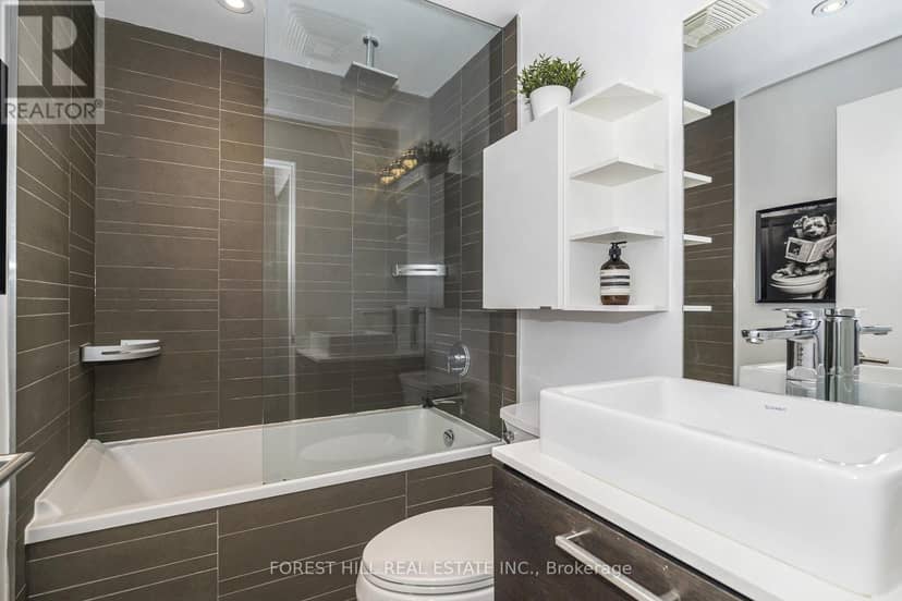 611 - 25 Stafford Street — photo 20 of 36