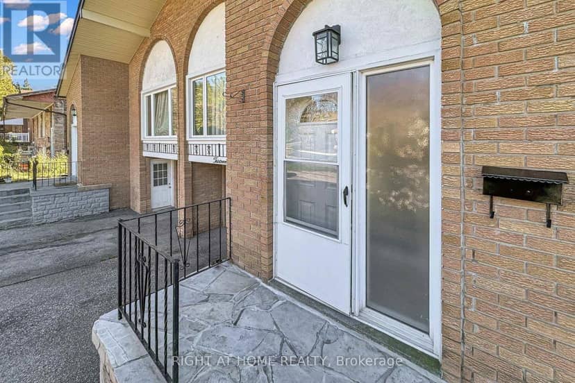 13 Clancy Drive, Toronto, photo 7