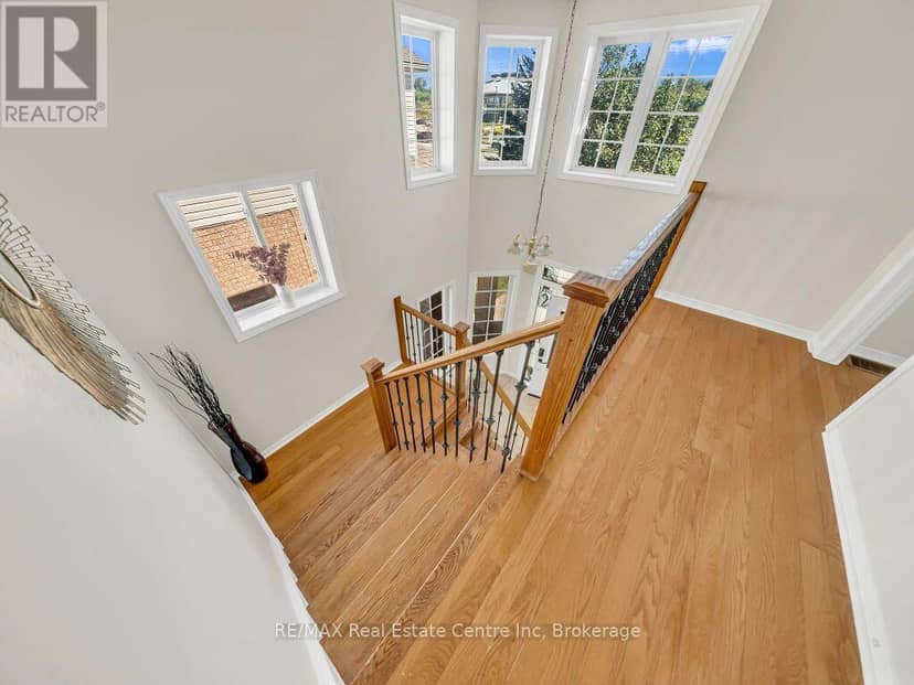 61 Moffatt Lane — photo 20 of 40