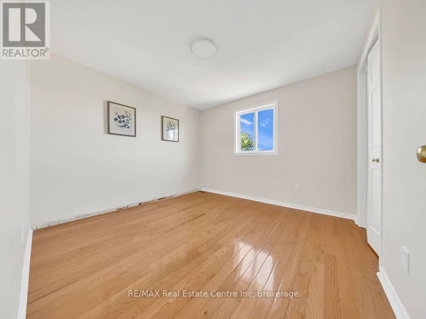 61 Moffatt Lane — photo 27 of 40