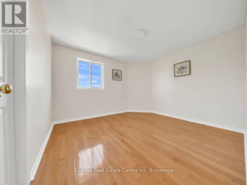 61 Moffatt Lane — photo 29 of 40