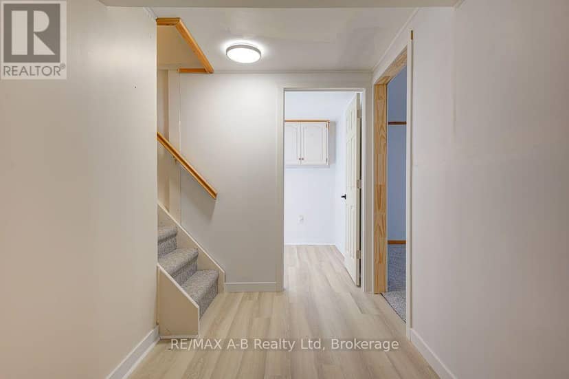 118 Feick Crescent — photo 29 of 40