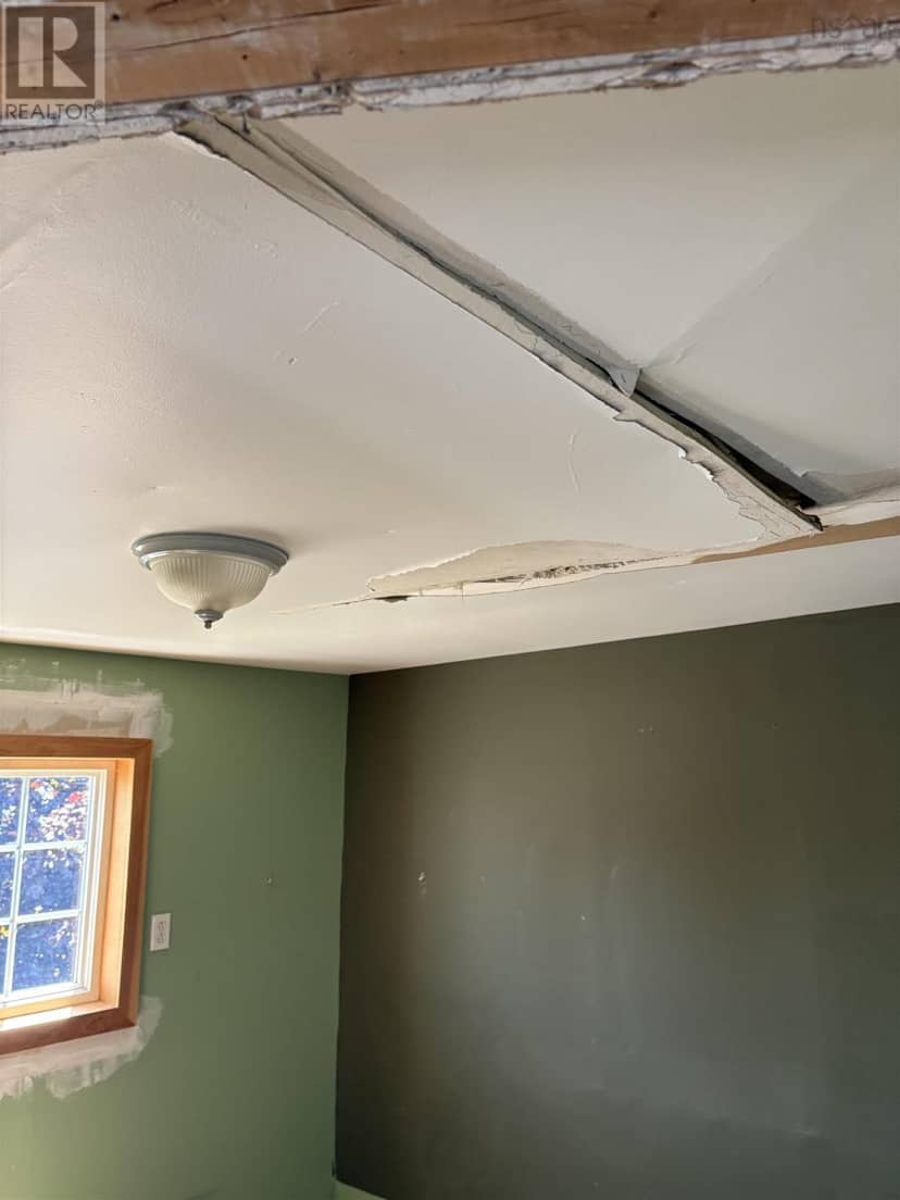 37 Bennett Street — photo 24 of 25