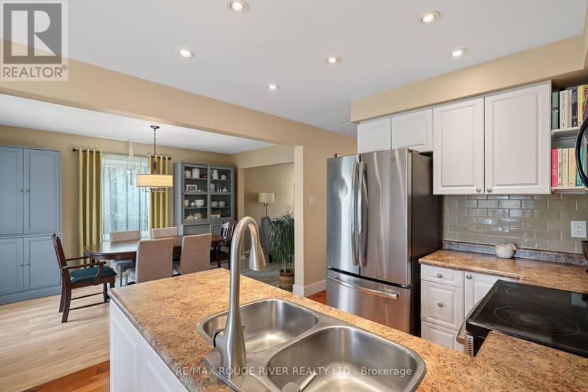 648 Cognac Crescent — photo 12 of 38