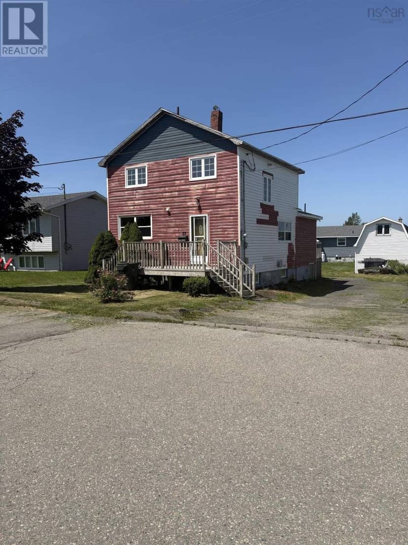37 Bennett Street — photo 4 of 25