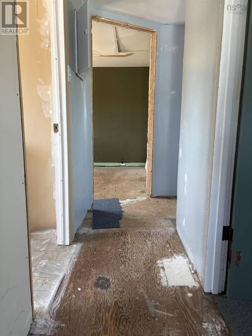 37 Bennett Street — photo 15 of 25