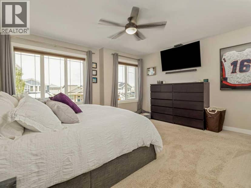 386 Moonlight Way W — photo 23 of 40