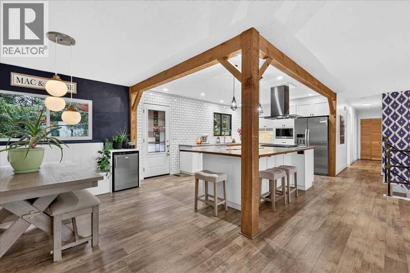 1703 107 Avenue SW, Calgary, photo 4