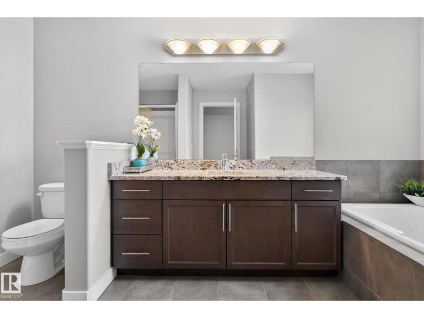 7341 Armour Cr SW — photo 32 of 40