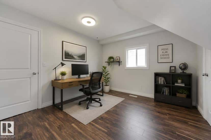 4908 51 AV — photo 17 of 40