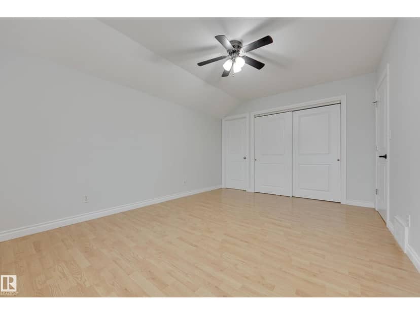 4908 51 AV — photo 23 of 40