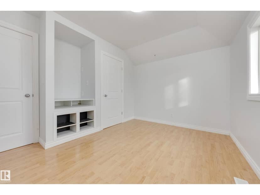 4908 51 AV — photo 27 of 40