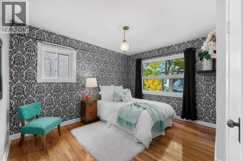 239 24 Avenue NE — photo 17 of 40
