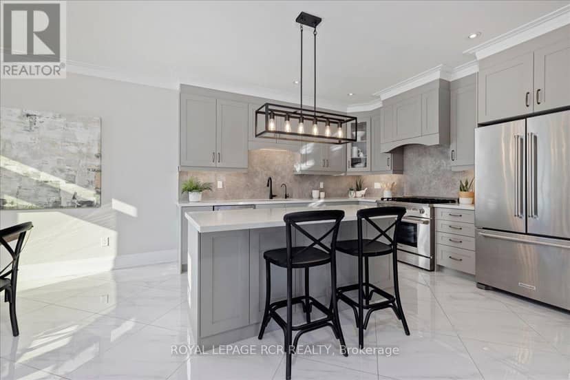 47 Carondale Square — photo 11 of 32