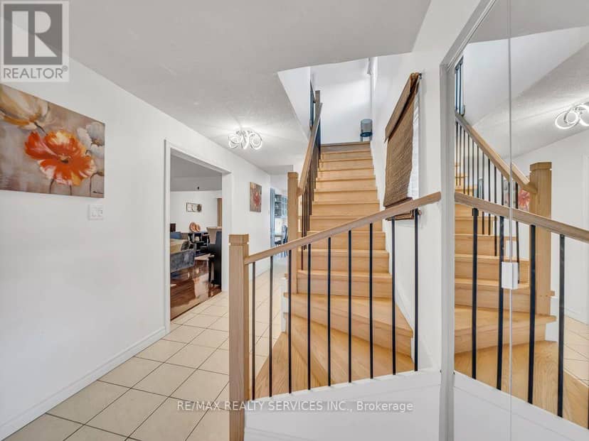158 Fanshawe Drive, Brampton, photo 7