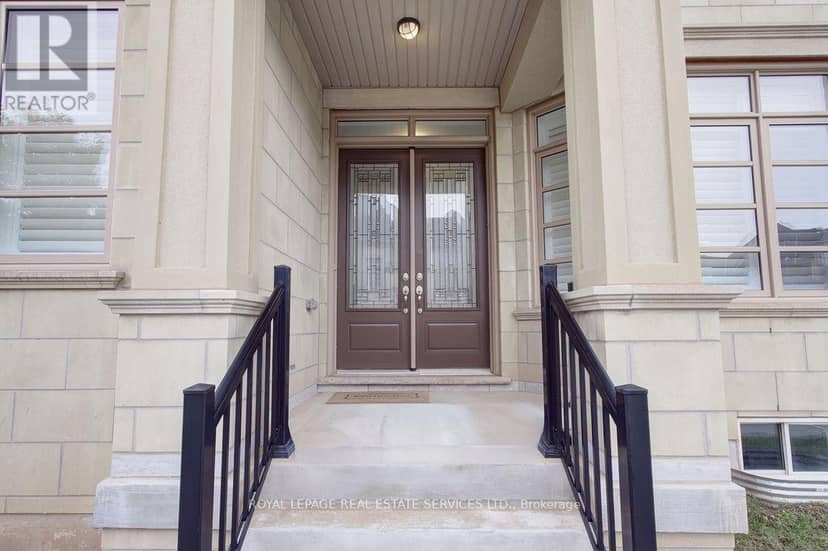 134 Zachary Crescent, Oakville, photo 4