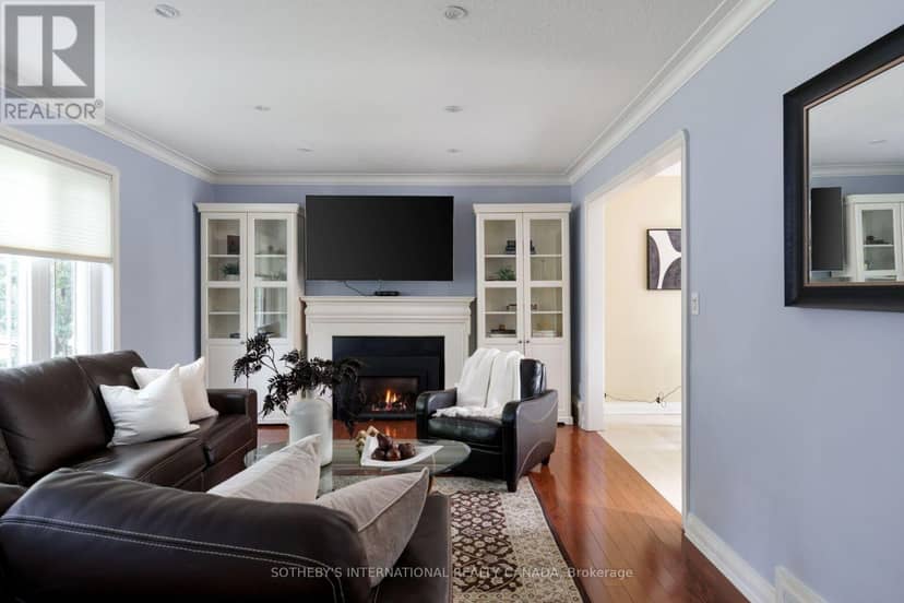 145 Brentwood Road N, Toronto, photo 4