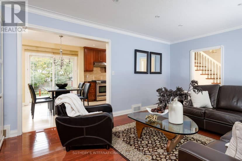145 Brentwood Road N, Toronto, photo 7