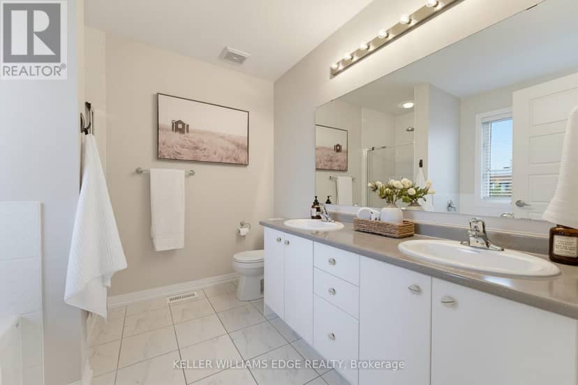 739 Banks Crescent — photo 17 of 35