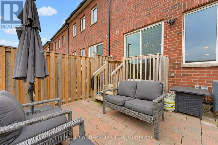 739 Banks Crescent — photo 28 of 35