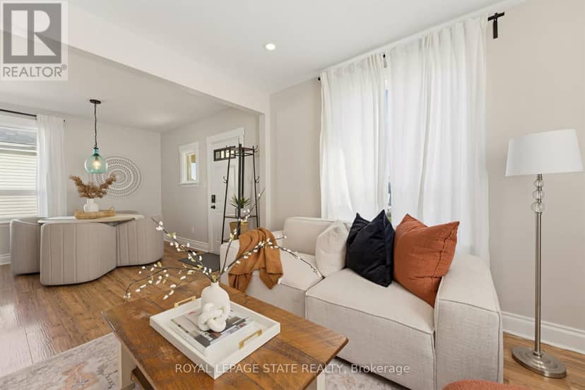 206 Craigroyston Road — photo 10 of 40