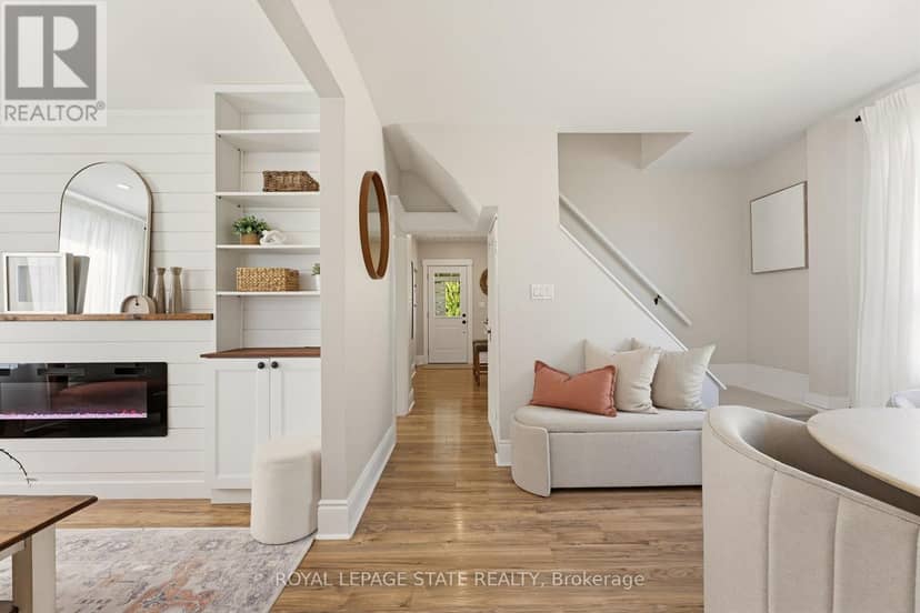 206 Craigroyston Road — photo 11 of 40