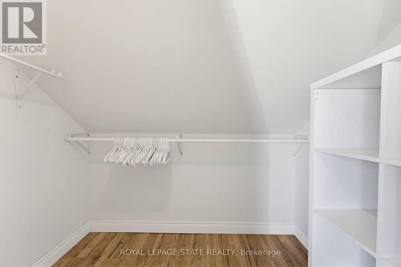 206 Craigroyston Road — photo 29 of 40