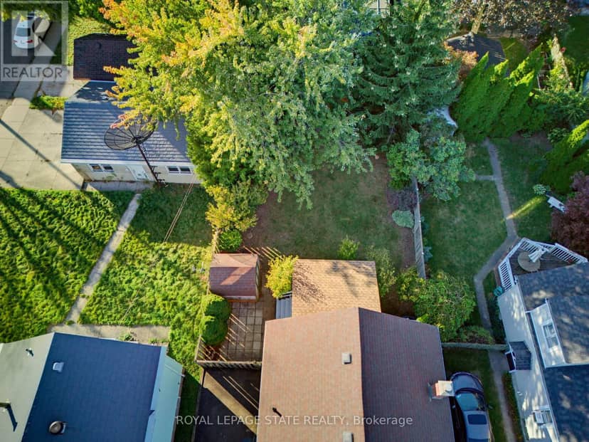 206 Craigroyston Road — photo 40 of 40