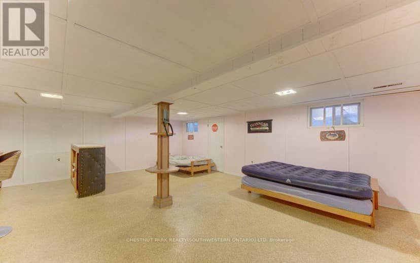 8 Marshall Street — photo 25 of 34