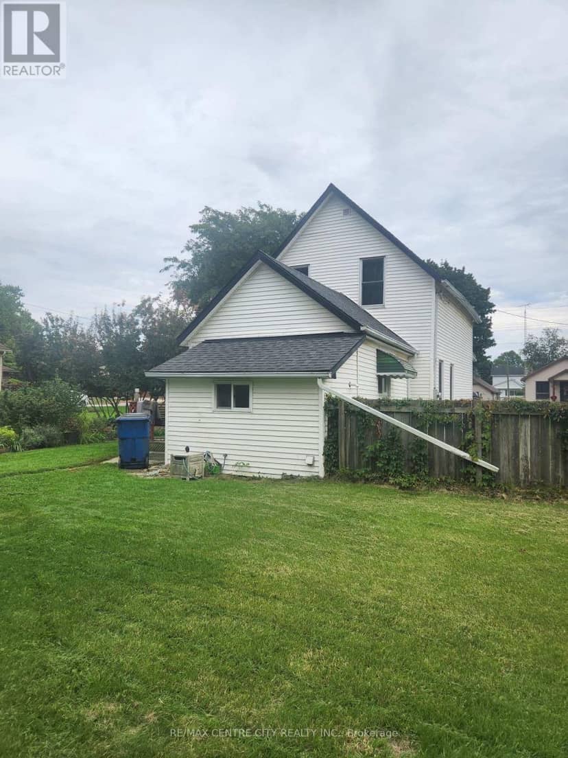244 Elm Street W — photo 13 of 14