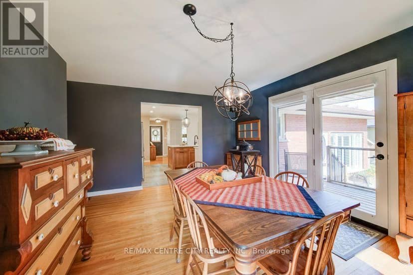280 Hope Street E — photo 23 of 40