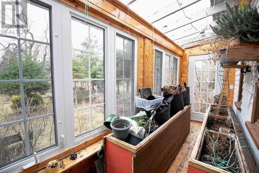 48 Rupert Street — photo 7 of 40
