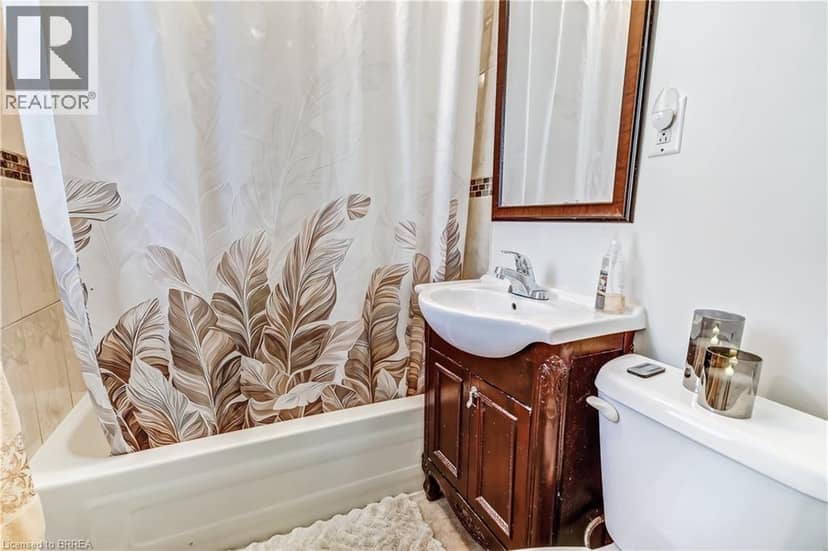 36 ALEXANDER Drive, Brantford, photo 8