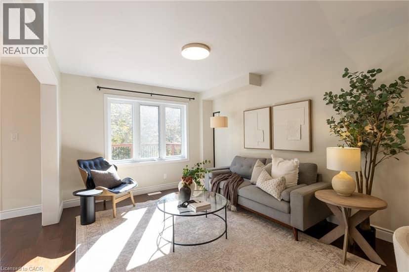 569 VIOLET Street — photo 7 of 40
