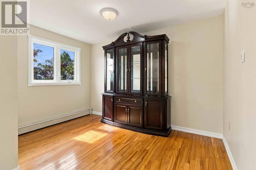 54 Himmelman Drive — photo 11 of 40