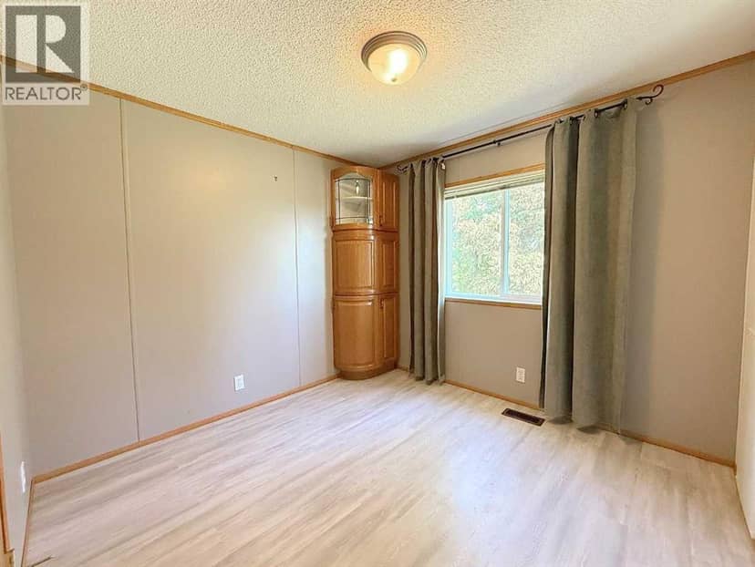 645045 Range Road 211 — photo 14 of 40
