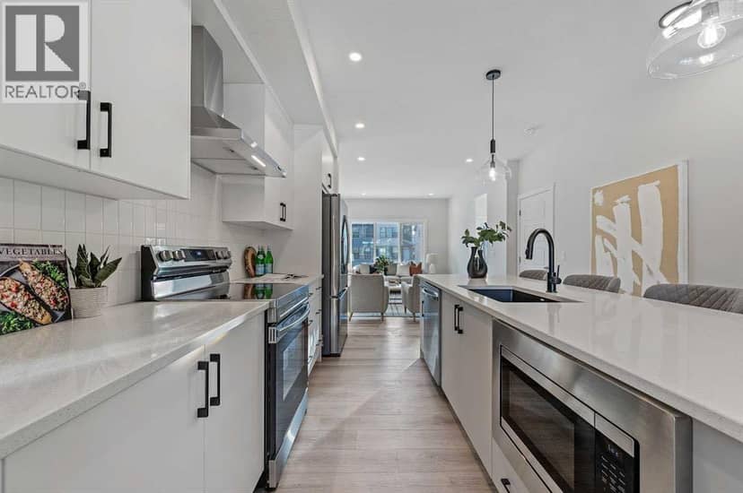 48 Lewiston Street NE, Calgary