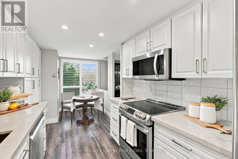 302 - 712 Rossland Road E, Whitby, photo 7