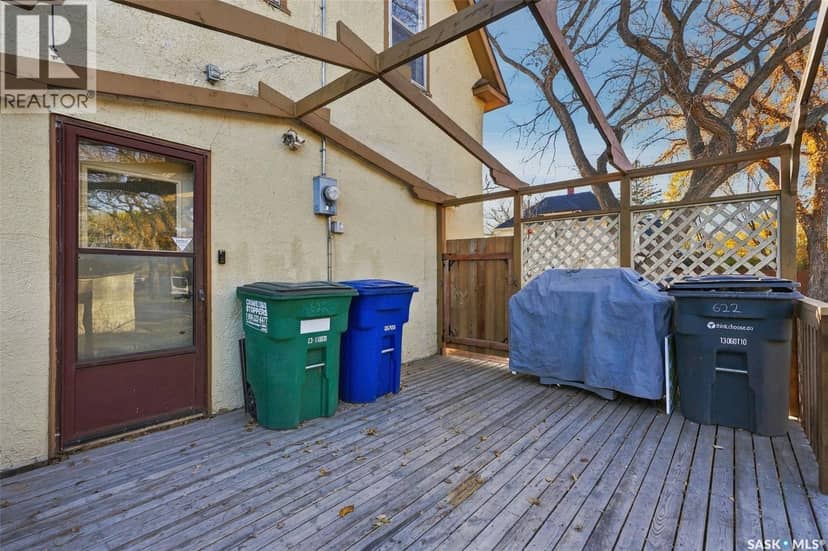 622 32nd STREET W — photo 36 of 40