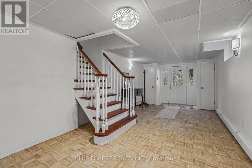 786 Springbank Drive — photo 27 of 40