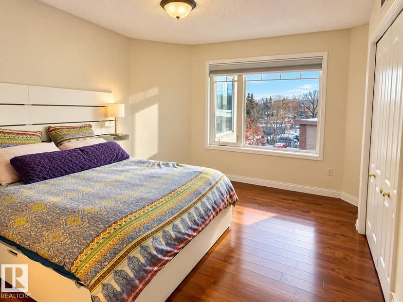 #402 8909 100 ST NW, Edmonton, photo 7