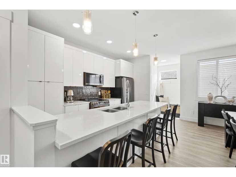 175 Kinglet Bv NW — photo 10 of 35